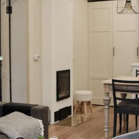 Διαμέρισμα Vaksali Apartment! *